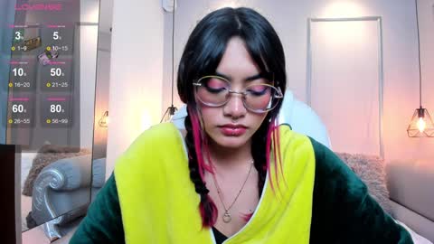 Azura online show from 01-11-25, 12:12