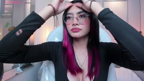 Azura online show from 01-14-25, 10:44