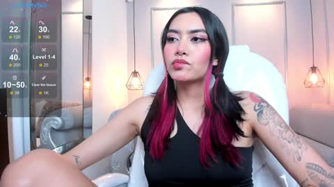 Azura online show from 01-23-25, 10:44