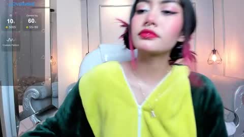 Azura online show from 02-10-25, 07:38