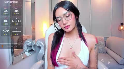 Azura online show from 11-27-25, 08:33