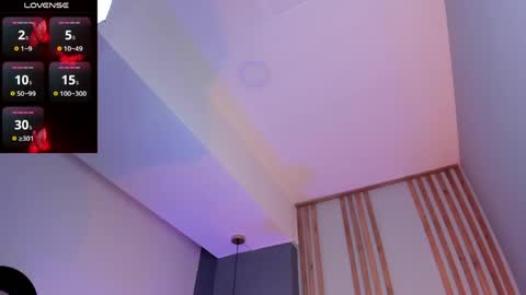 Snapshot of azurra_amatto2 chatting on 05-27-26, 09:23 Azurra online show from 05-27-26, 09:23
