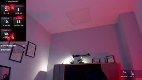 Snapshot of azurra_amatto2 chatting on 05-29-26, 11:25 Azurra online show from 05-29-26, 11:25