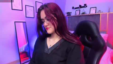 Azurra  online show from 07-17-26, 04:08