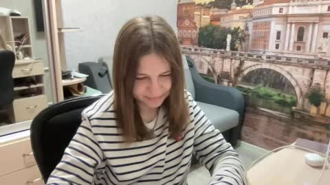 Snapshot of azzieheberly chatting on 06-09-26, 03:23 Niki online show from 06-09-26, 03:23