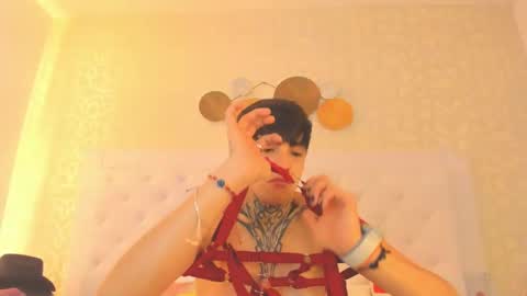 Anny online show from 10-04-25, 07:56