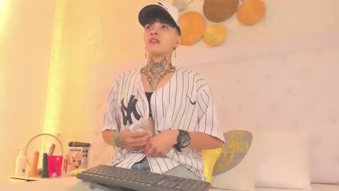 Anny online show from 02-03-26, 12:21