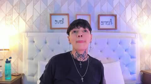 Anny online show from 04-12-26, 03:33