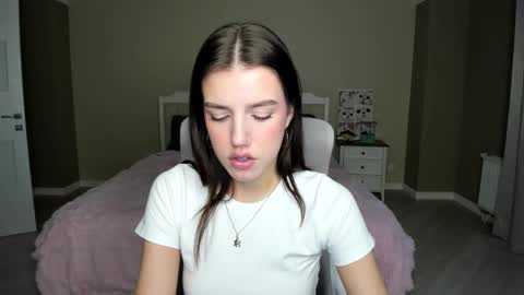 Monica online show from 11-11-25, 01:16