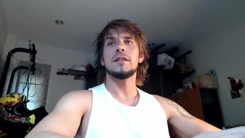 Snapshot of baba_yaga___ chatting on 02-25-25, 05:08 Jake online show from 02-25-25, 05:08