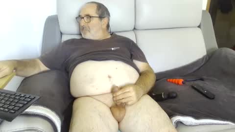 Snapshot of babacool96 chatting on 09-29-25, 11:37 babacool 96 online show from 09-29-25, 11:37