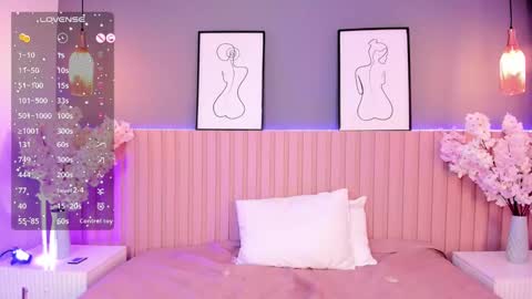 Snapshot of babe_sophiee chatting on 03-05-25, 06:12 babe_sophiee online show from 03-05-25, 06:12