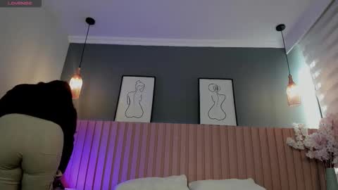 Snapshot of babe_sophiee chatting on 10-05-25, 12:47 babe_sophiee online show from 10-05-25, 12:47