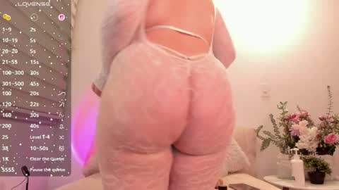 babe_sophiee1 online show from 05-30-26, 05:15
