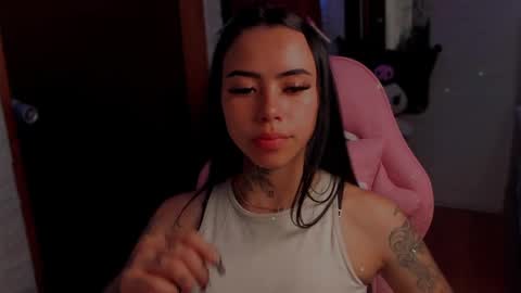 Snapshot of babee_04 chatting on 09-10-25, 06:24 babee online show from 09-10-25, 06:24