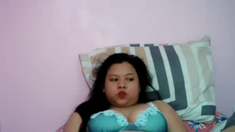 Snapshot of baby_brie chatting on 05-06-26, 05:40 Welcome Guys Glad To See U here My Name is Brie Hope We have Good Time here online show from 05-06-26, 05:40