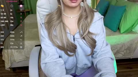 Debora online show from 02-20-25, 06:46