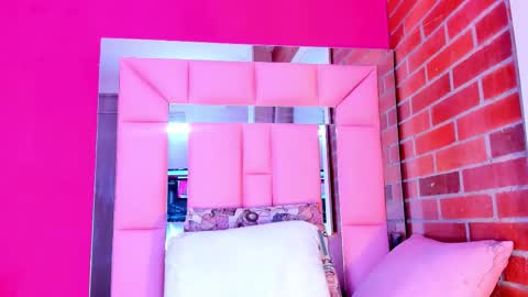 Snapshot of baby_doll_xoxo chatting on 02-25-26, 12:15 Baby online show from 02-25-26, 12:15