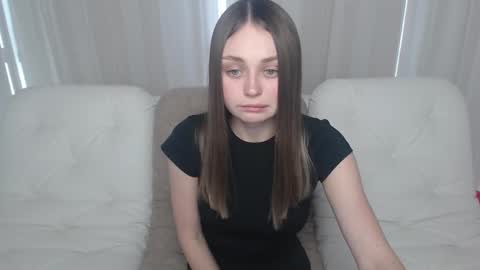 Snapshot of baby_emmaa chatting on 02-22-25, 01:35 Baby emmaa online show from 02-22-25, 01:35