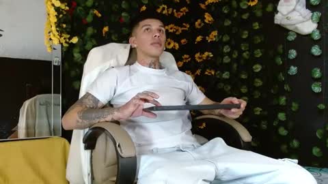 OF GxoXabs online show from 12-17-24, 12:33