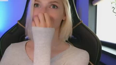 baby gopn1k online show from 08-01-26, 04:56