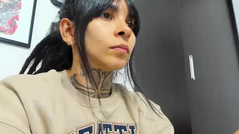 BomBom online show from 02-27-25, 08:53