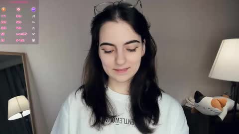 Emily online show from 12-17-25, 07:03