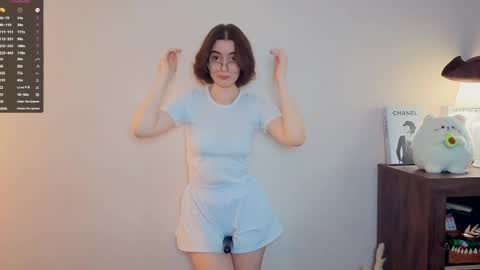 Emily online show from 04-05-26, 07:27