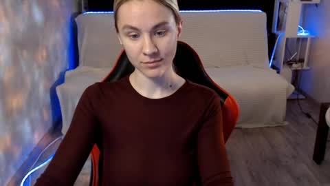 baby_kitte online show from 04-13-26, 03:23