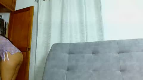 sofia online show from 02-12-26, 03:40