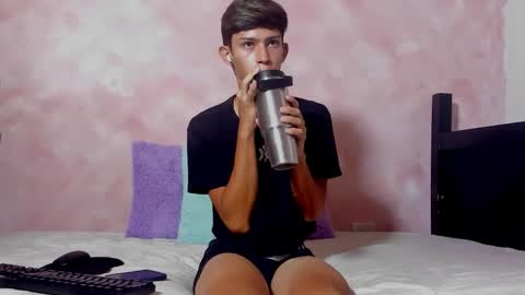 Snapshot of baby_noaht chatting on 05-23-26, 11:47 baby_noaht online show from 05-23-26, 11:47