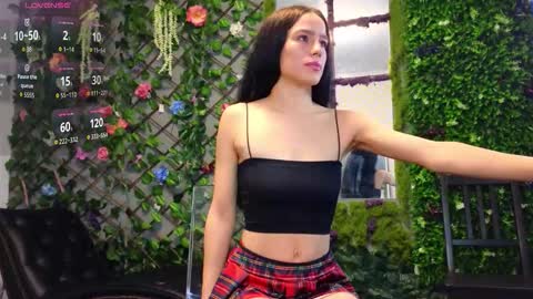 Baby Nico online show from 09-26-25, 05:28