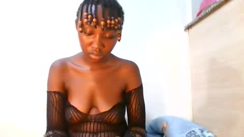 Snapshot of baby_smiler chatting on 05-27-26, 01:57 baby_smiler online show from 05-27-26, 01:57