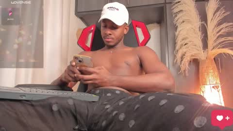 FOLLOW ME  online show from 02-05-26, 02:54