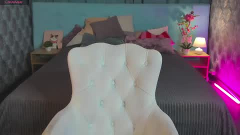 baby_sunsh1ne_ online show from 06-09-26, 01:39