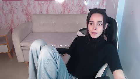 Snapshot of baby_sunshine_ chatting on 01-21-25, 10:51 santi online show from 01-21-25, 10:51