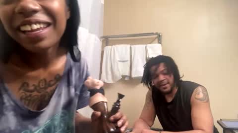 baby_tsunami online show from 02-24-25, 04:27