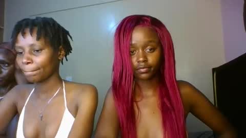 Snapshot of babybrown20 chatting on 04-14-26, 04:02 babybrown online show from 04-14-26, 04:02