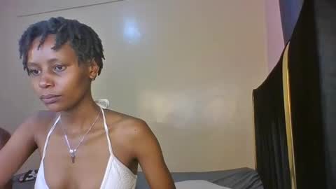 Snapshot of babybrown20 chatting on 04-26-26, 03:15 babybrown online show from 04-26-26, 03:15