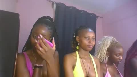 Snapshot of babybrown20 chatting on 05-14-26, 03:46 babybrown online show from 05-14-26, 03:46