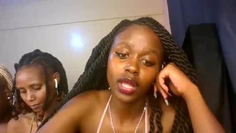 Snapshot of babybrown20 chatting on 05-21-26, 06:04 babybrown online show from 05-21-26, 06:04