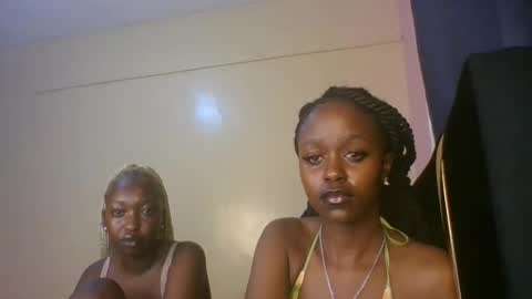 Snapshot of babybrown20 chatting on 05-22-26, 07:26 babybrown online show from 05-22-26, 07:26