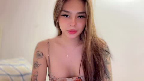 Snapshot of babyclarats chatting on 07-25-26, 05:38 Clara online show from 07-25-26, 05:38