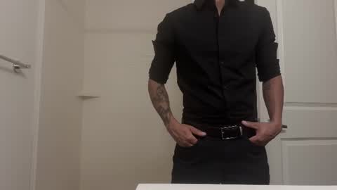 Snapshot of babydaddiii808 chatting on 06-22-26, 04:20 DADDY online show from 06-22-26, 04:20