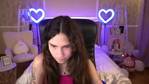 Snapshot of babyflowerr chatting on 03-04-25, 04:38 Sasha online show from 03-04-25, 04:38