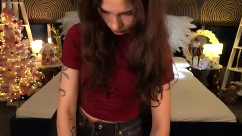 Sasha online show from 12-17-25, 08:15