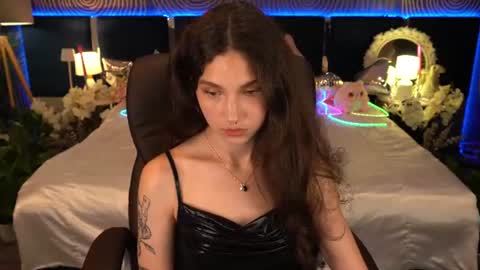 Sasha online show from 06-17-26, 06:53