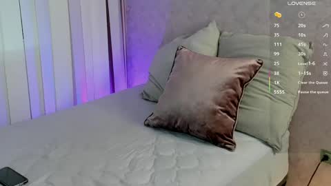 Snapshot of babyfoxxx_ chatting on 05-24-26, 01:05 babyfoxxx_ online show from 05-24-26, 01:05