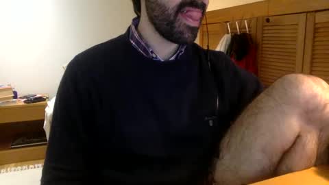 Snapshot of babyhardy chatting on 01-05-25, 12:42 Tom A. online show from 01-05-25, 12:42