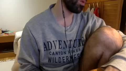 Snapshot of babyhardy chatting on 01-22-25, 07:03 Tom A. online show from 01-22-25, 07:03